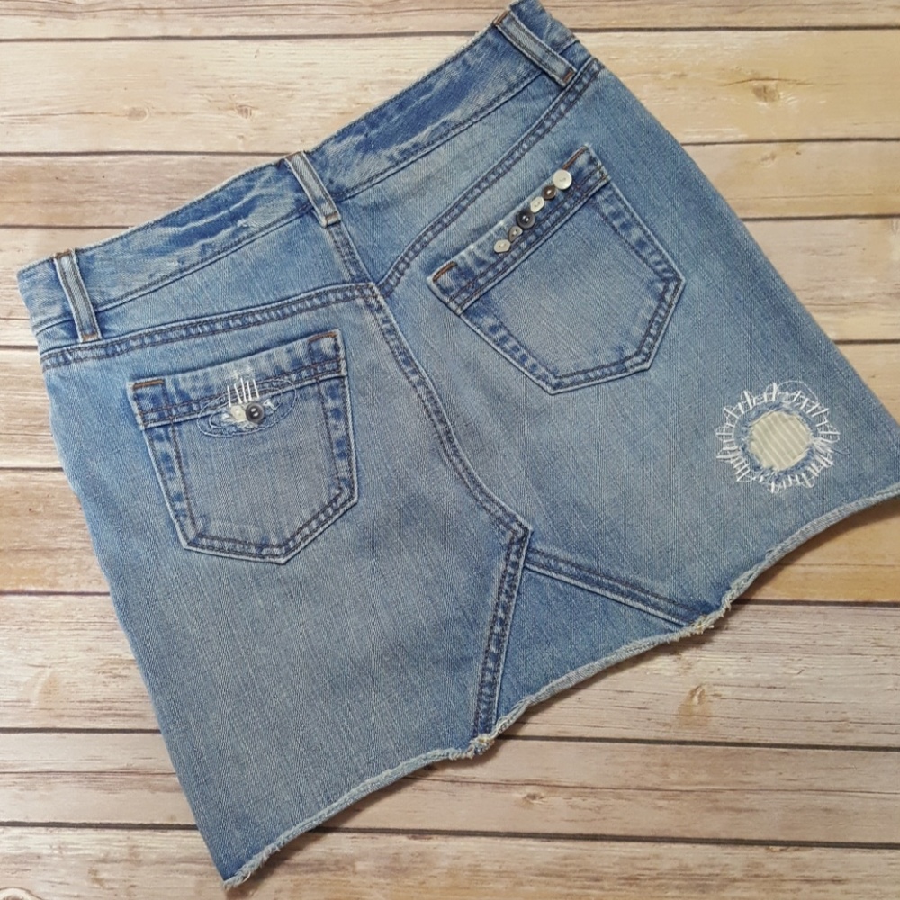 Beaded Denim Mini - Picture 3 of 4
